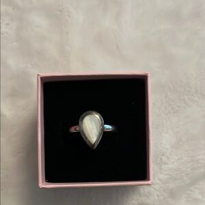 Elegant Silver and White Teardrop Ring size 8